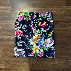 Ralph Lauren Navy and Floral Women's Pencil Skirt - Size 12